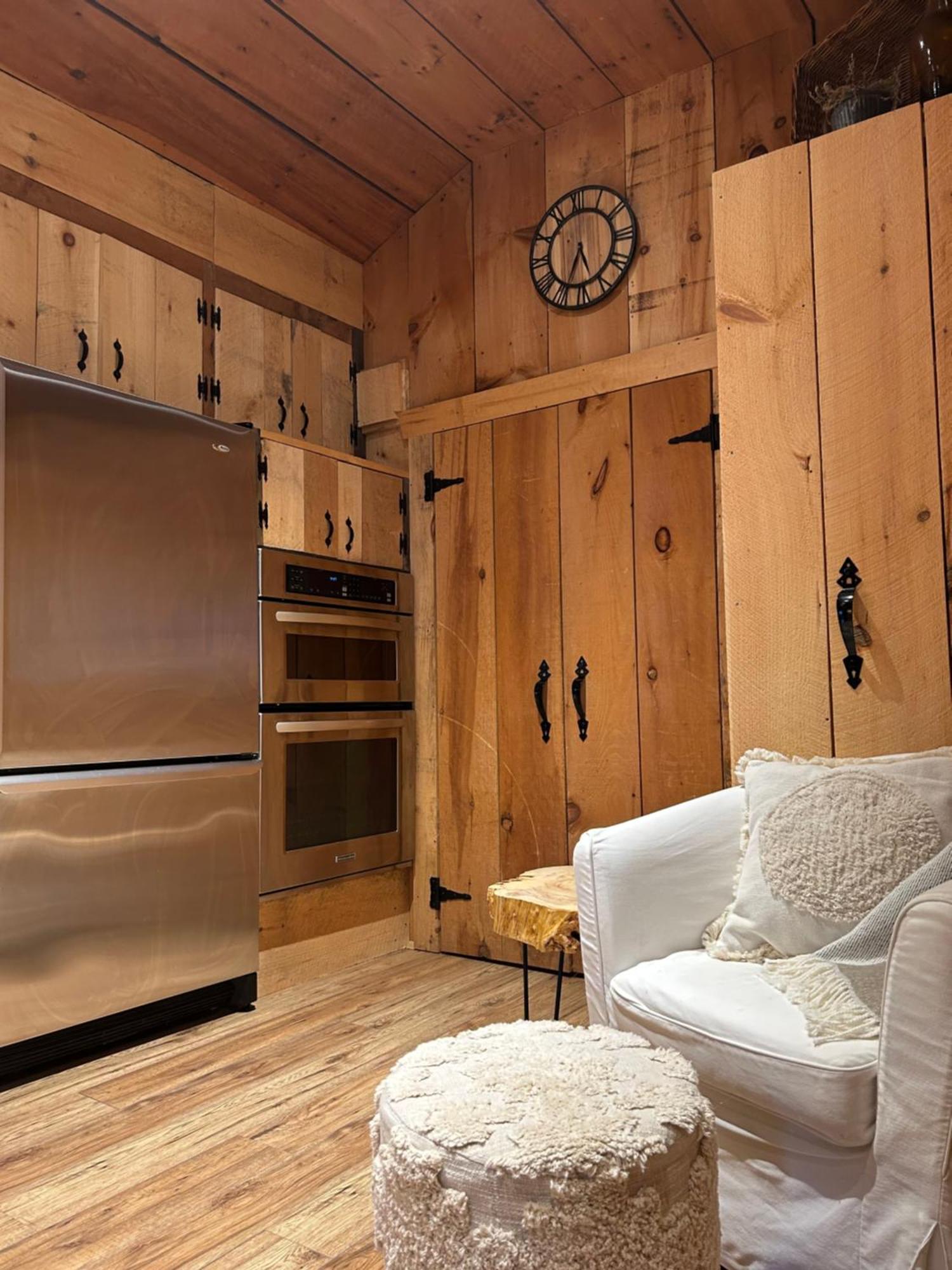 Cozy Close To Wasaga & Blue Mtn *