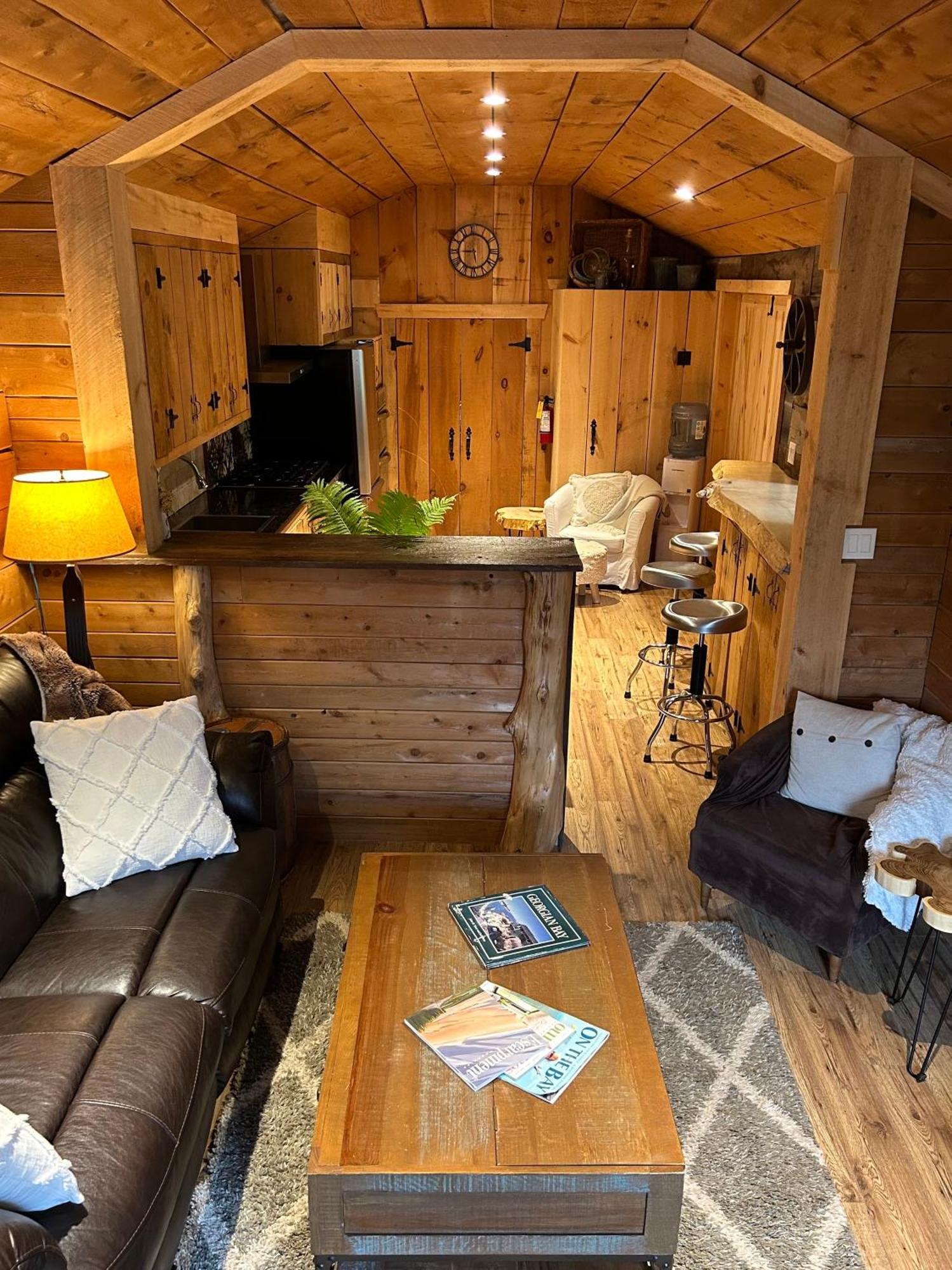 Holiday home Cozy Close To Wasaga & Blue Mtn
