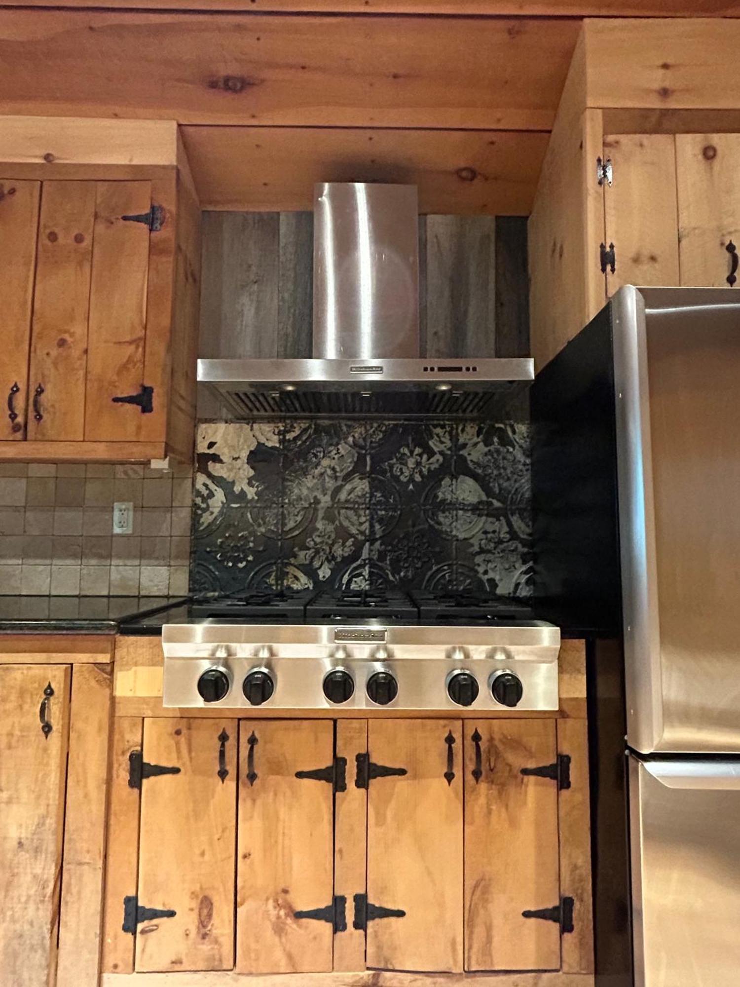 Cozy Close To Wasaga & Blue Mtn